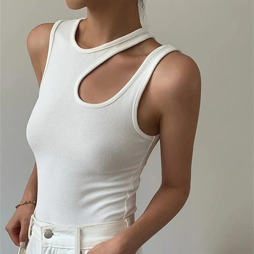 Damen Oberteil mit asymmetrischem Schnitt und innovativem Design WOLFF