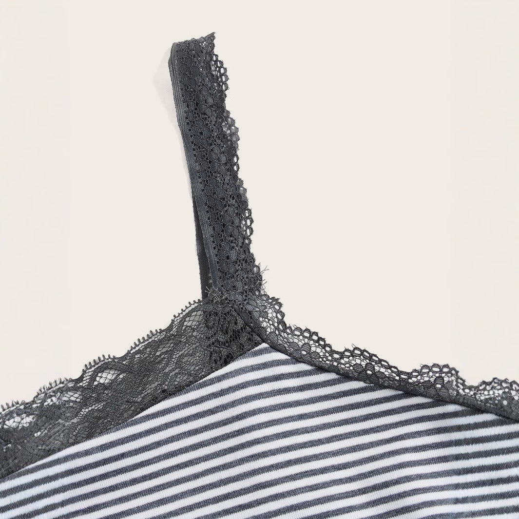 Damen Spitzen-Top mit grafischem Star-Print und Streifenmuster WOLFF