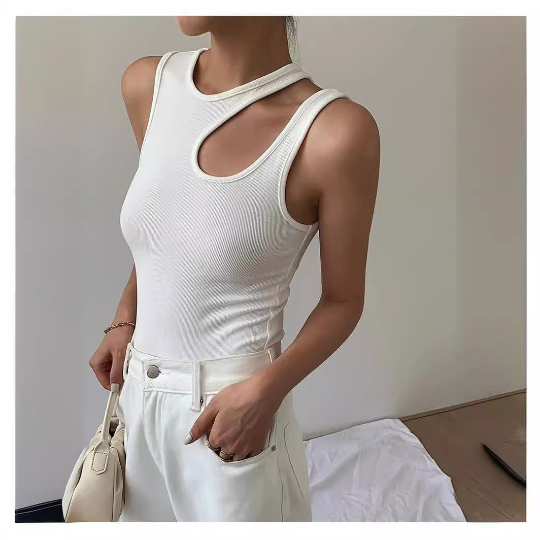Damen Oberteil mit asymmetrischem Schnitt und innovativem Design WOLFF